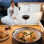 Hotel Novotel Centre - Porte De Geneve Annemasse