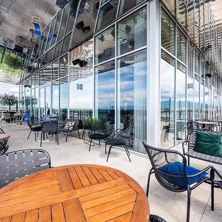 Novotel Centre - Porte De Geneve ホテル 4*