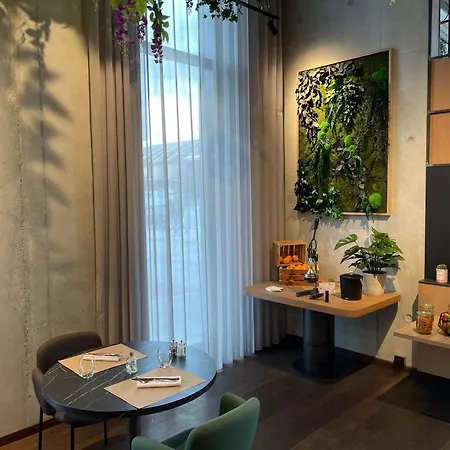 فندق Novotel Centre - Porte De Geneve 4*
