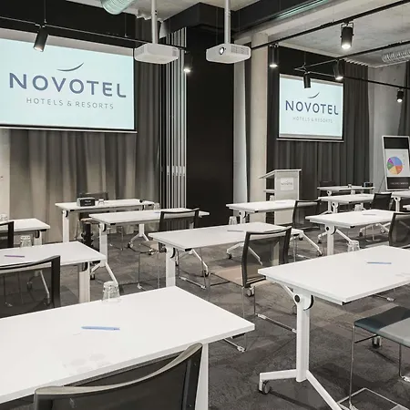 Novotel Centre - Porte De Geneve Hotel Annemasse