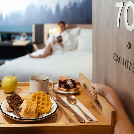 Novotel Centre - Porte De Geneve Hotel 4*