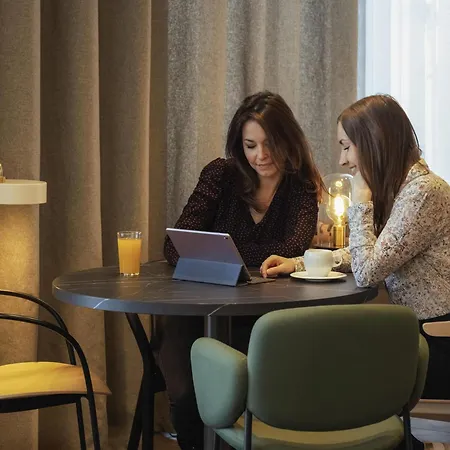 Novotel Centre - Porte De Geneve Hotel