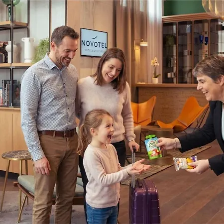 Novotel Centre - Porte De Geneve 4*