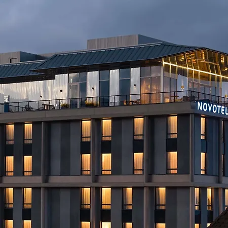 Otel Novotel Centre - Porte De Geneve 4*